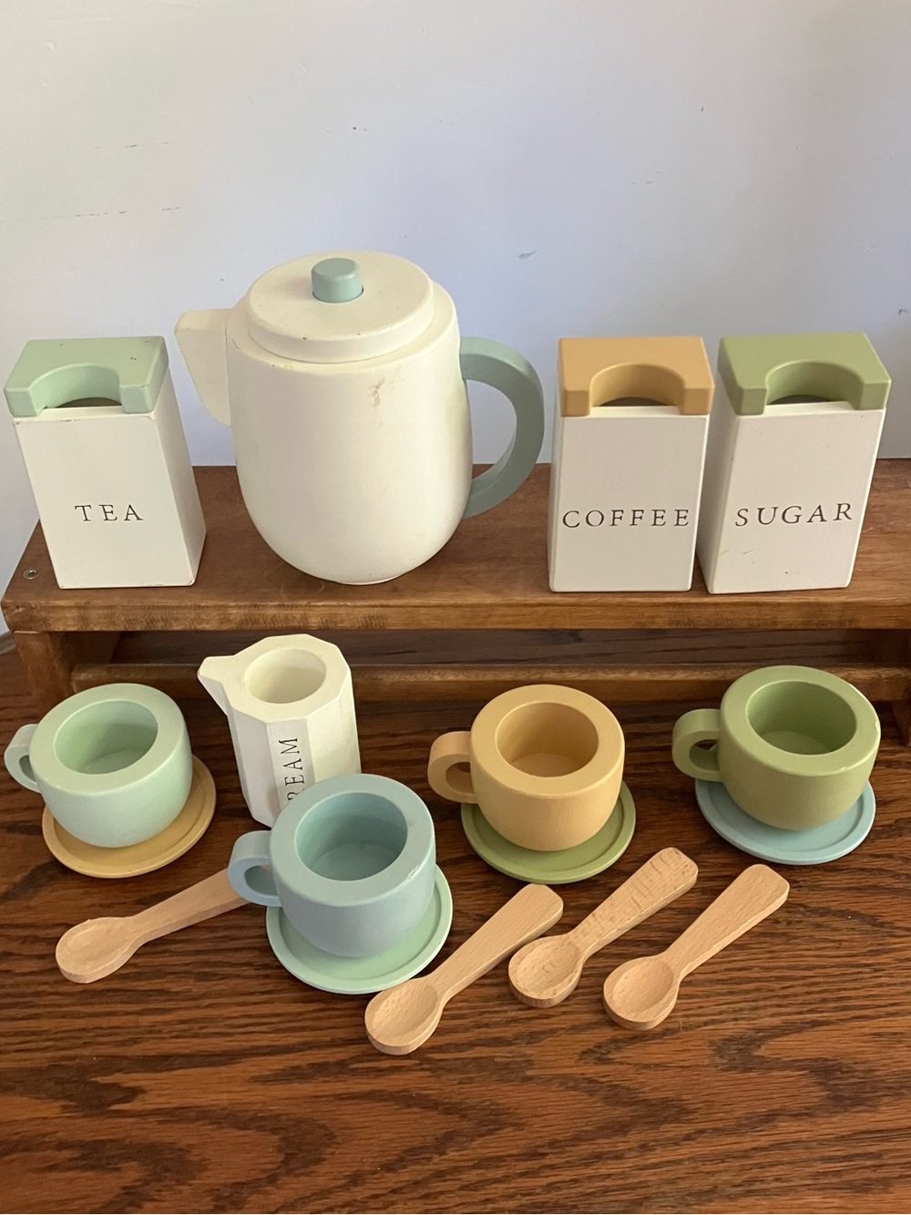RARE Hearth & Hand Tea Set - Picture 2 of 9